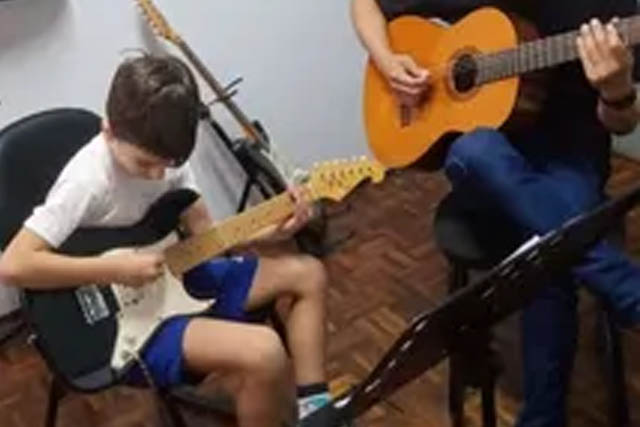 Imagem de Aulas de guitarra